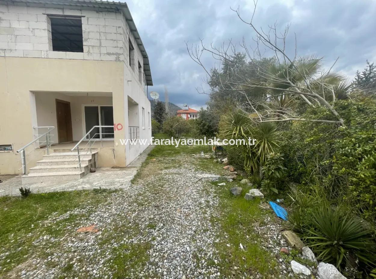 Dorfhäuser Zum Verkauf In Kemalya 1880M2 Grundstück