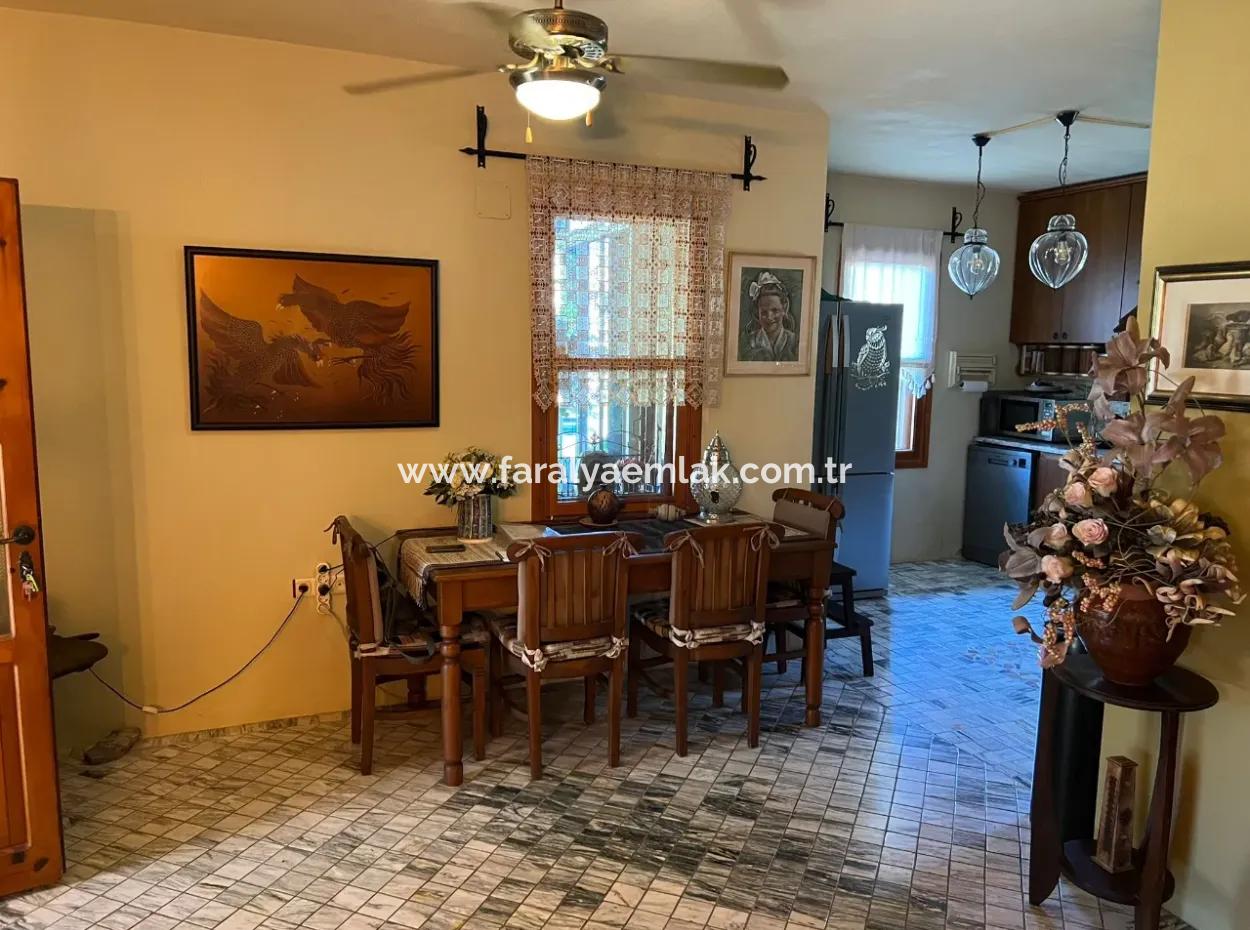 Steinvilla Zum Verkauf Auf Einem 580M2 Großen Grundstück In Gulpinar, Dalyan