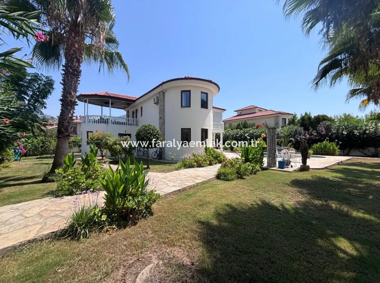 5 1 Villa For Sale In Dalyan Maraş For 980M2 Plot On The Corner