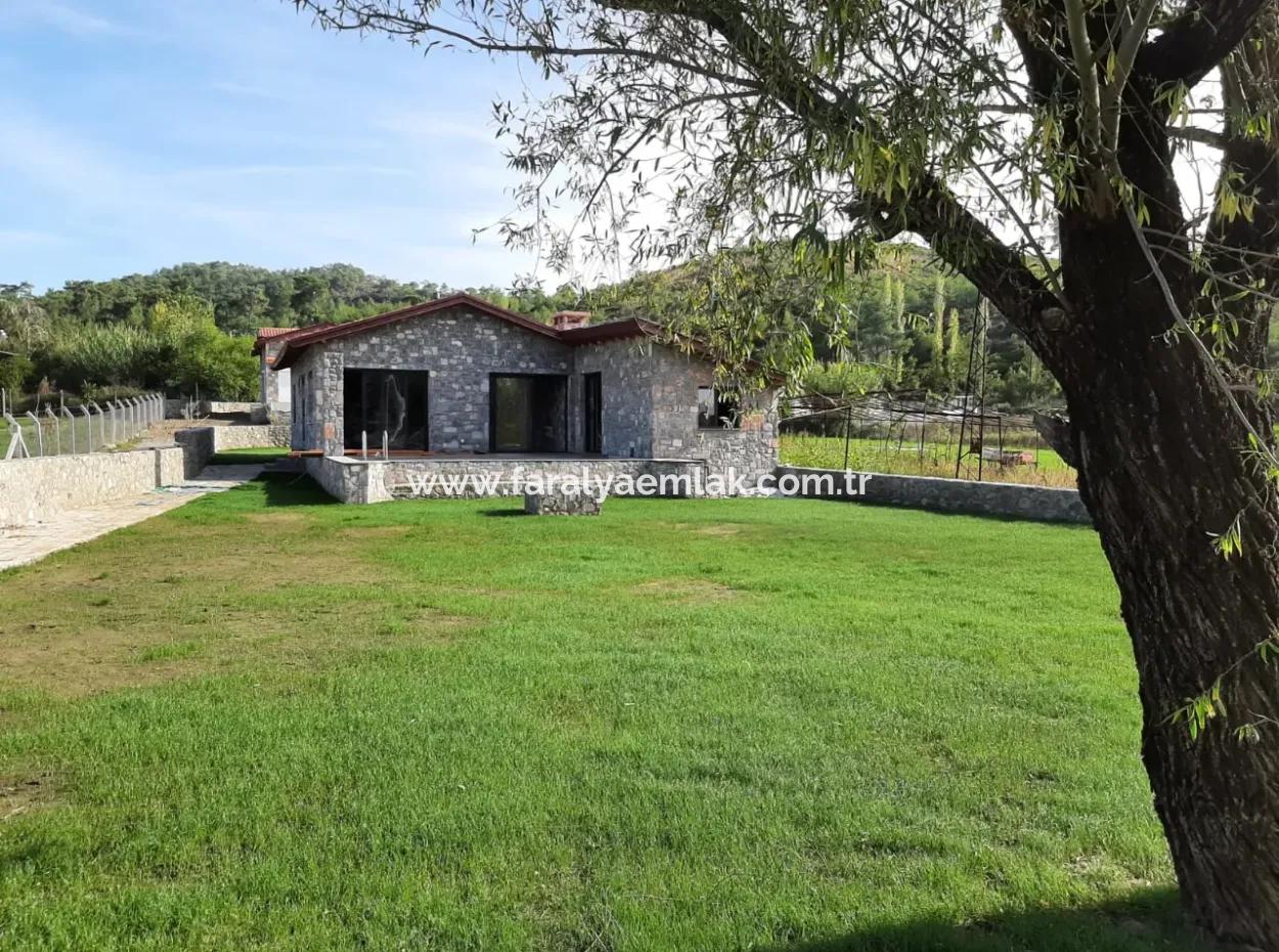 3 1 Stone Houses For Sale In 930M2 Plot In Zeytinalan