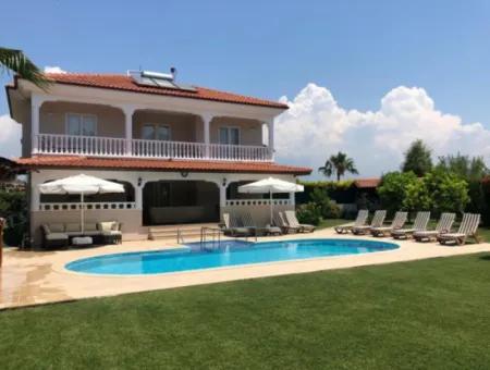 4 1 Villa For Sale In 1015M2 Plot In Dalyan