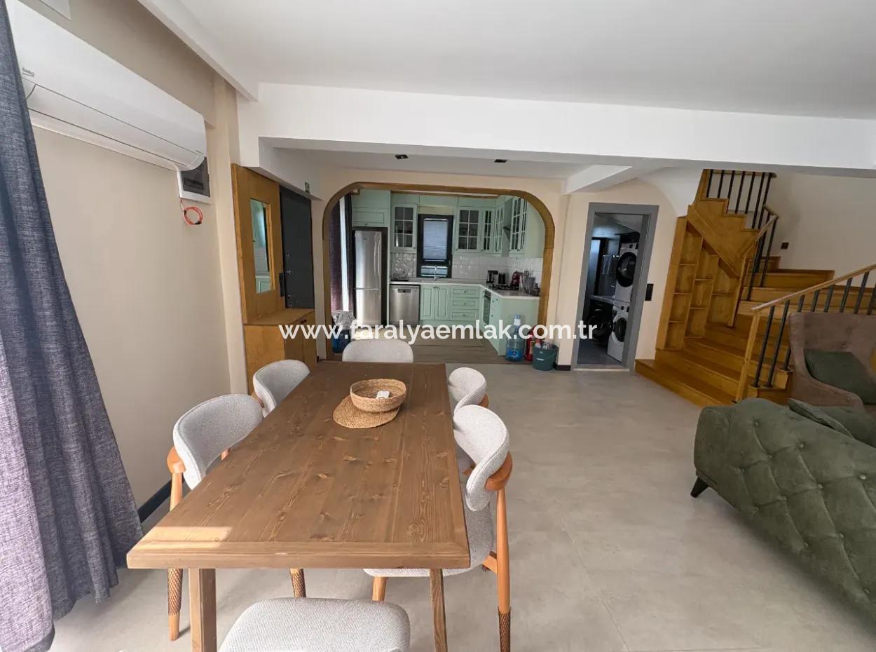 Dalyan'da Gülpınar'da Satılık 4+1 Villa