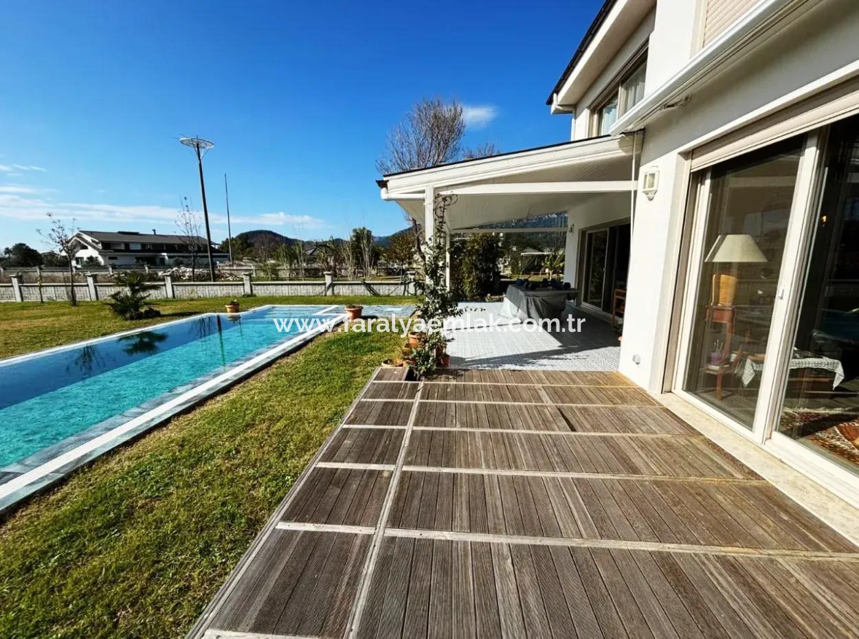 Dalyan Maraşda 5000M2 Arsa İçinde 3+1 Satılık Villa