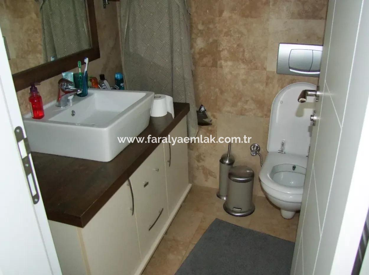 Dalyan'da Kanala Sıfır 4+1 Satılık Villa