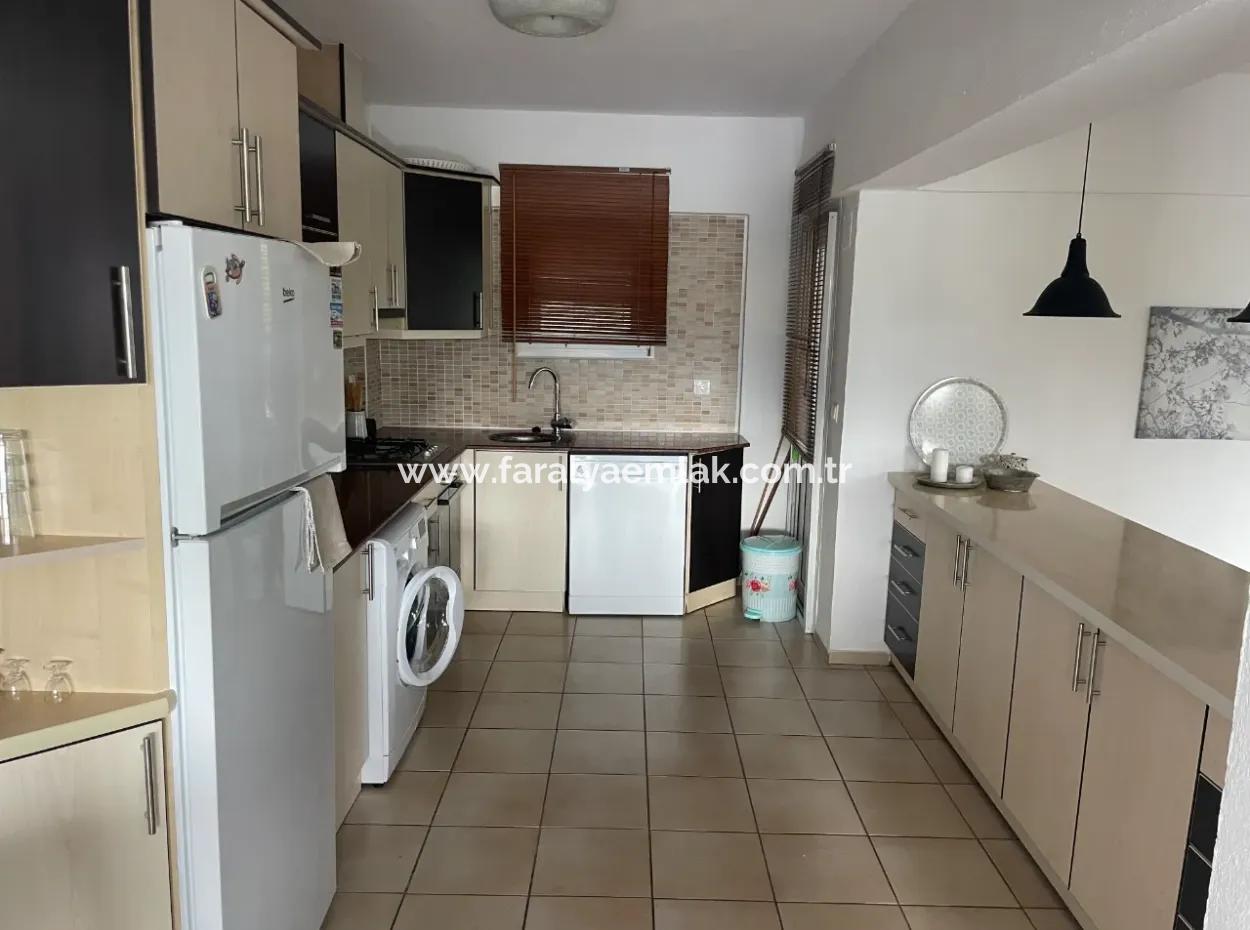 Okçular'da 1007M2 Arsa İçinde Satılık Villa