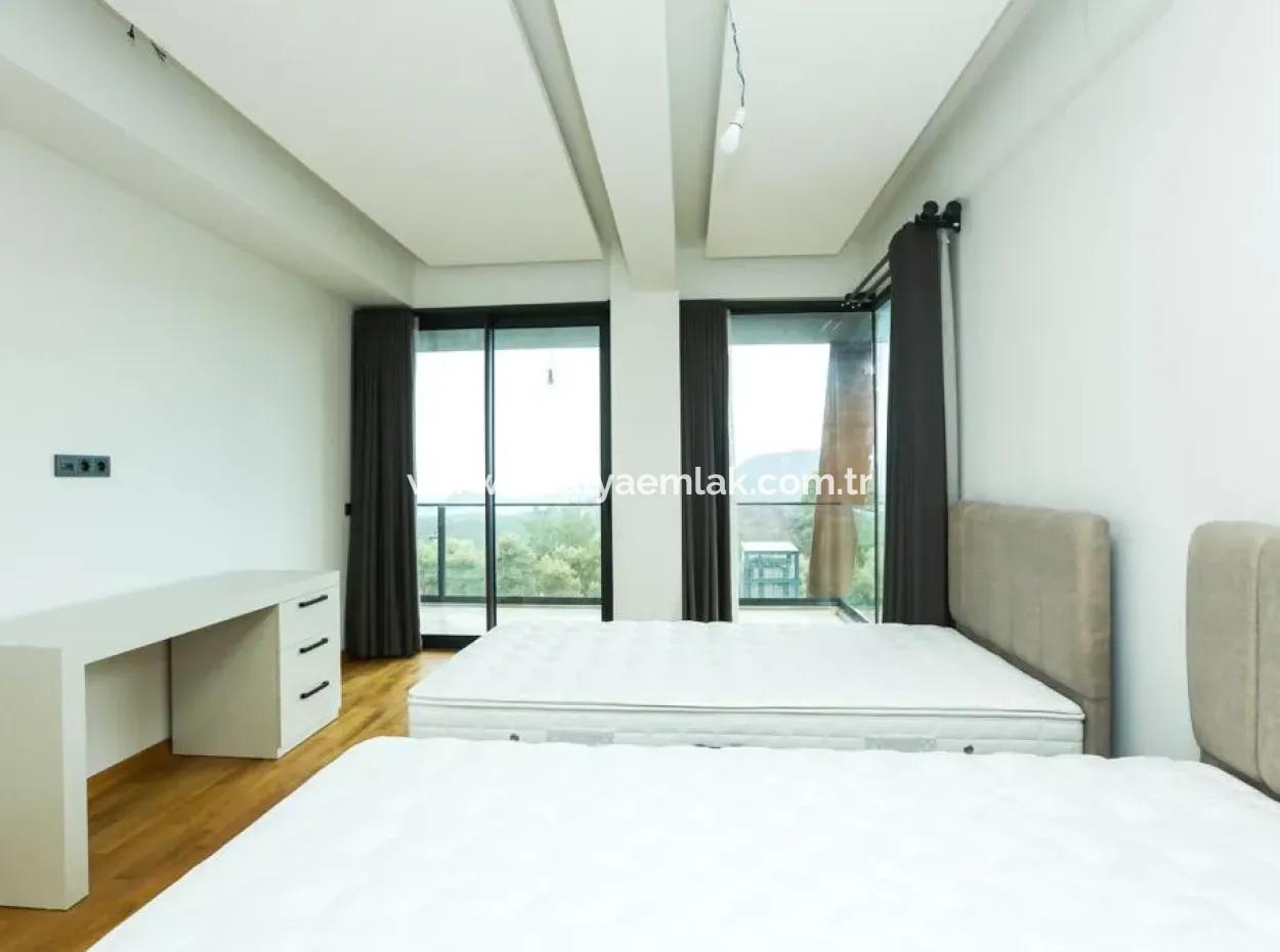 Sarıgerme'de Deniz Manzaralı Satılık Taş Villa