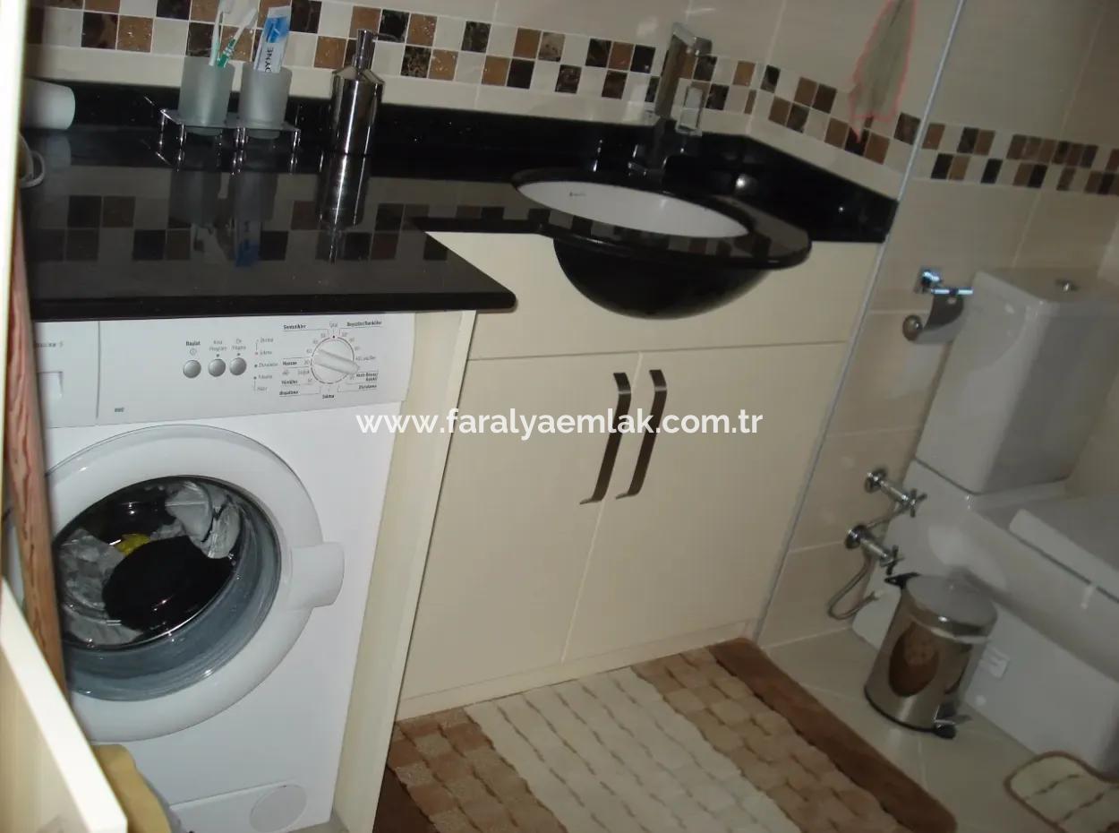 Dalyan'da Satılık Villa Dalyan Gülpınarda  800M2 Arsa İçerisinde 4+1 Salık Lüks Villa