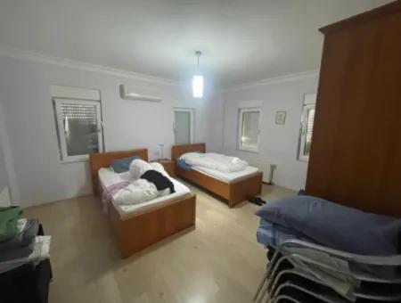 Dalyan Gülpınar'da 6000M2 Arsa İçerisinde 4+2 Satılık Villa