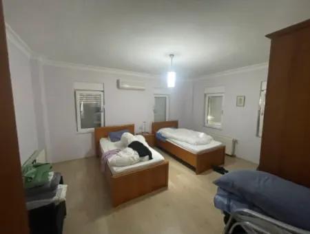 Dalyan Gülpınar'da 6000M2 Arsa İçerisinde 4+2 Satılık Villa