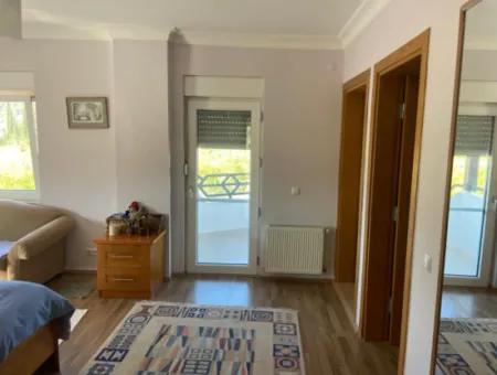 Dalyan Gülpınar'da 6000M2 Arsa İçerisinde 4+2 Satılık Villa